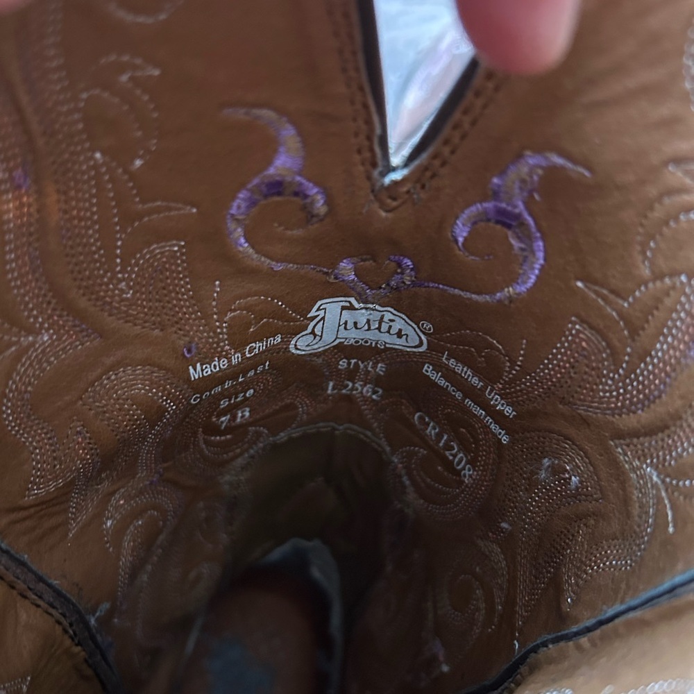 Justin Women’s Leather Cowboy Boots Size 7B Like New Purple Stitching 13.5” tall - Picture 11 of 16